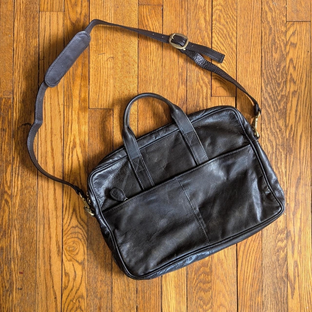 Leather Messenger Briefcase - Black